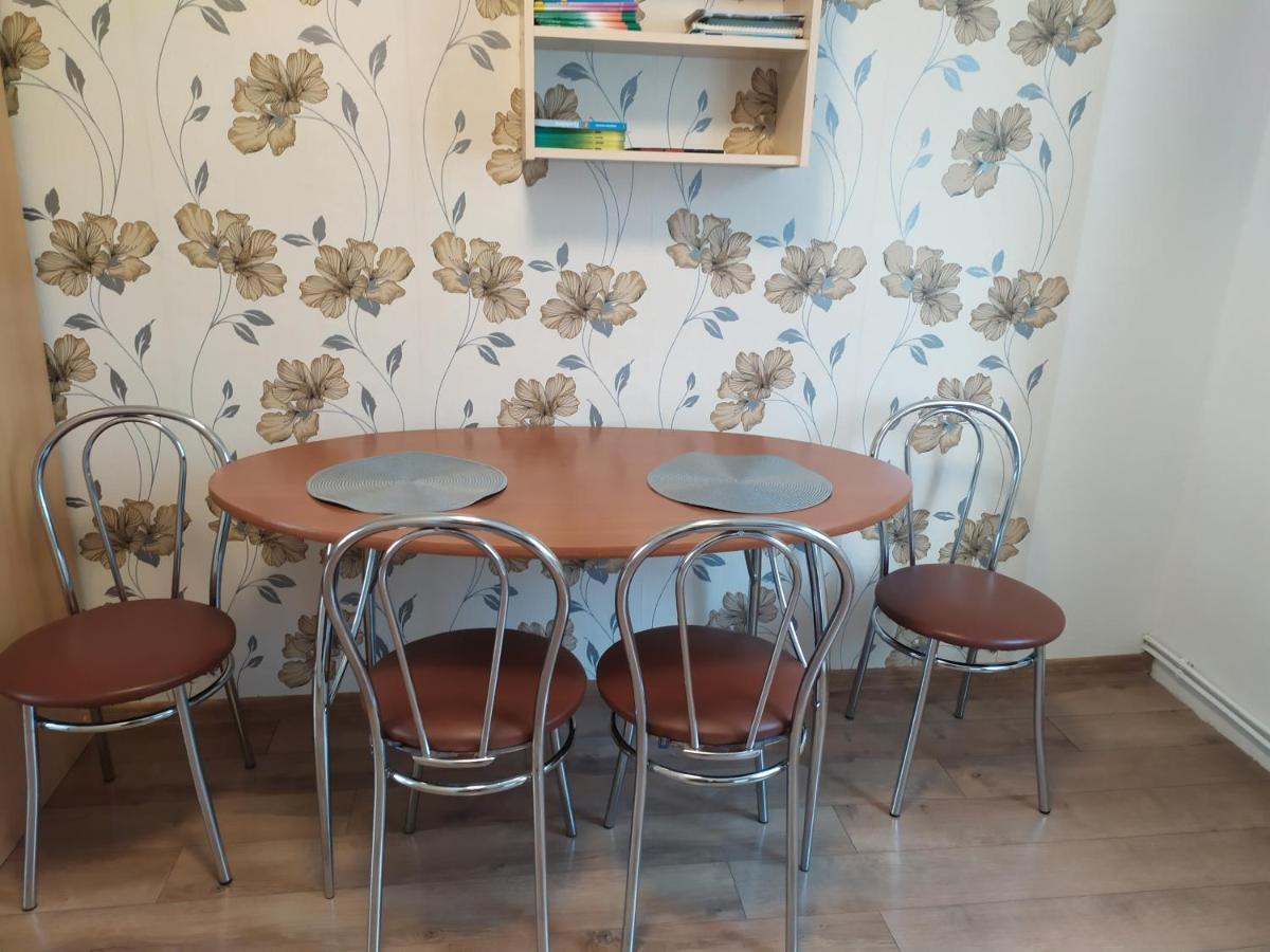 Begonia-Dom S Jednou Spalnou Bešeňová Exteriér fotografie